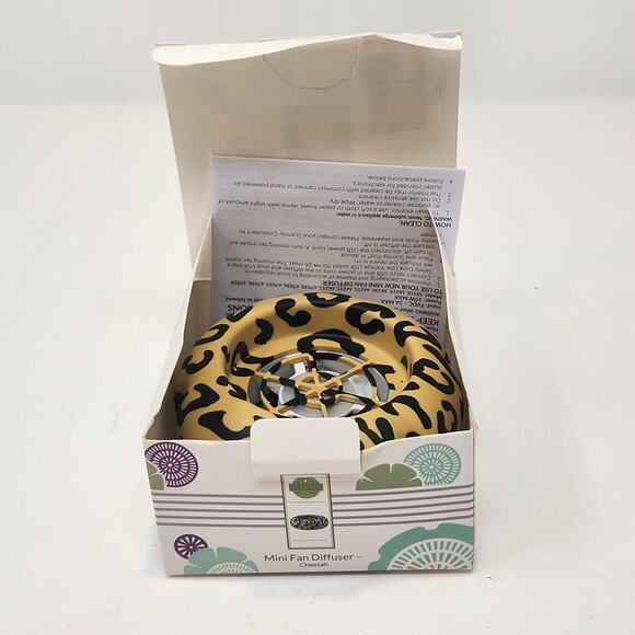 Scentsy Mini Fan Diffuser Cheetah Animal Print USB Air Freshener Retired - Picture 2 of 6